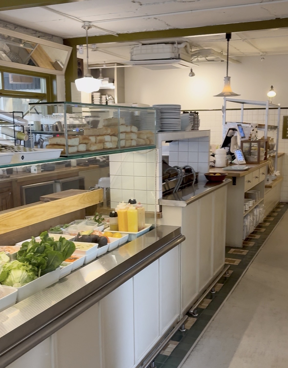 1階レジ前の様子